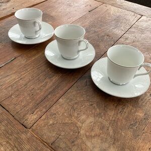 Vintage Grace | Elegant White Porcelain Tea Cups with Saucers - Set of 3